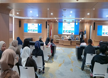 Book Launching Dan Bedah Buku Cerita Dari Pama Sam
